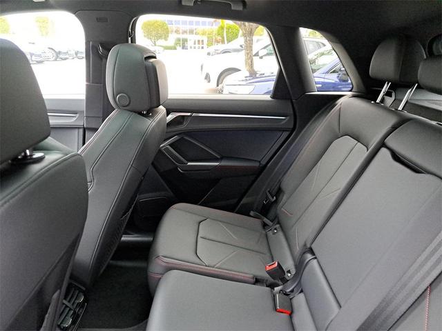 Photo of 2025 Mythos Black Metallic Audi Q3