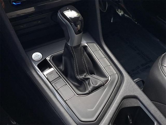 Photo of 2024 Platinum Gray Metallic Volkswagen Tiguan