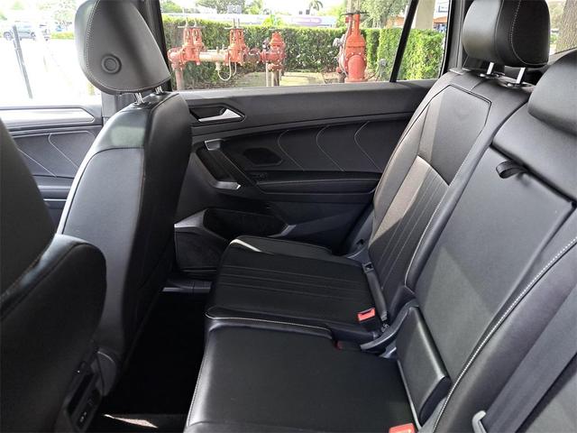 Photo of 2024 Platinum Gray Metallic Volkswagen Tiguan