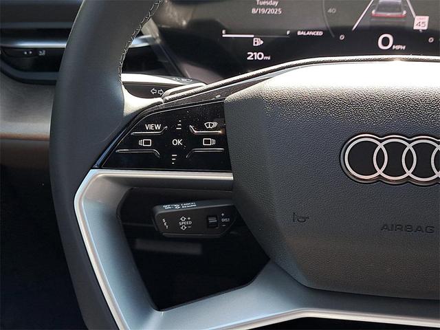 Photo of 2025 Tambora Gray Metallic Audi Q5