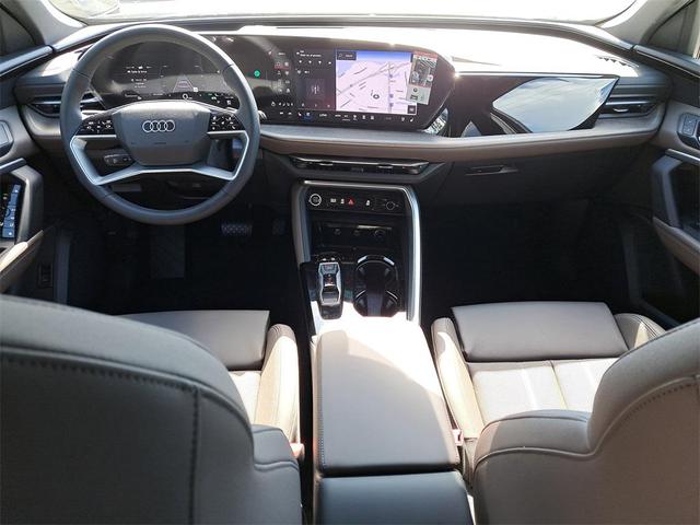 Photo of 2025 Tambora Gray Metallic Audi Q5