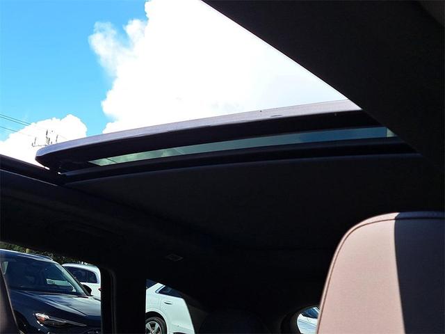 Photo of 2025 Tambora Gray Metallic Audi Q5