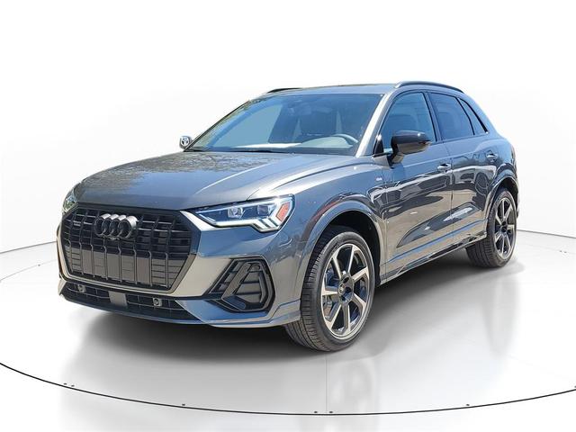 Photo of 2025 Daytona Gray Pearl Effect Audi Q3