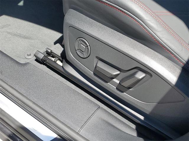 Photo of 2025 Daytona Gray Pearl Effect Audi Q3