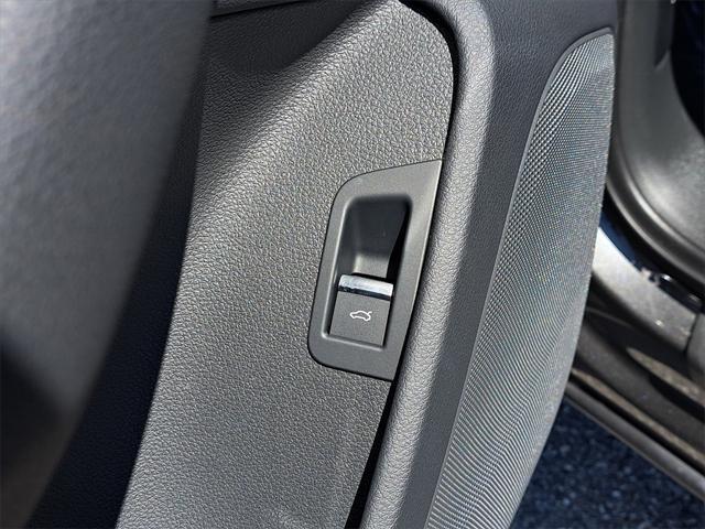 Photo of 2025 Samurai Gray Metallic Audi Q7