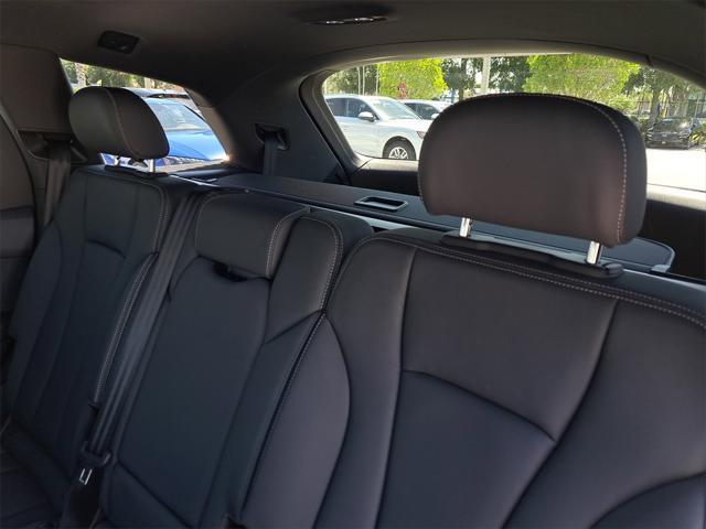 Photo of 2025 Samurai Gray Metallic Audi Q7