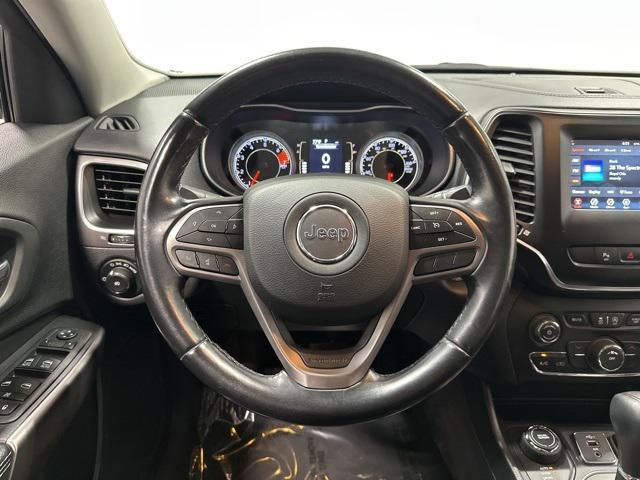Photo of 2020 Slate Blue Pearlcoat Jeep Cherokee