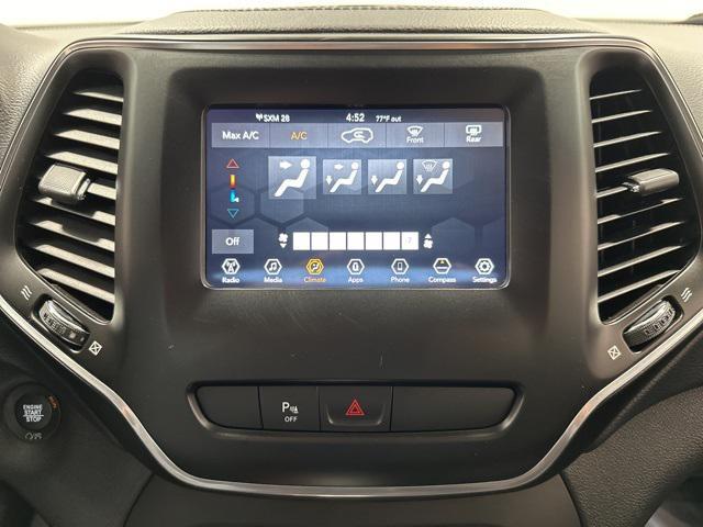 Photo of 2020 Slate Blue Pearlcoat Jeep Cherokee
