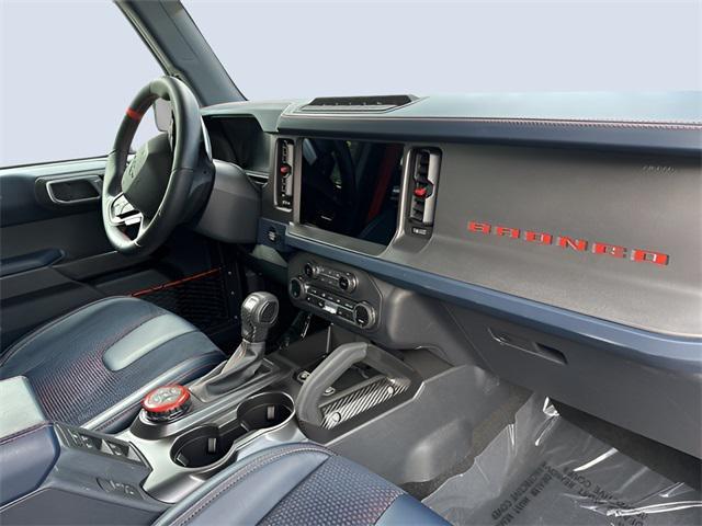 Photo of 2023 Oxford White Ford Bronco