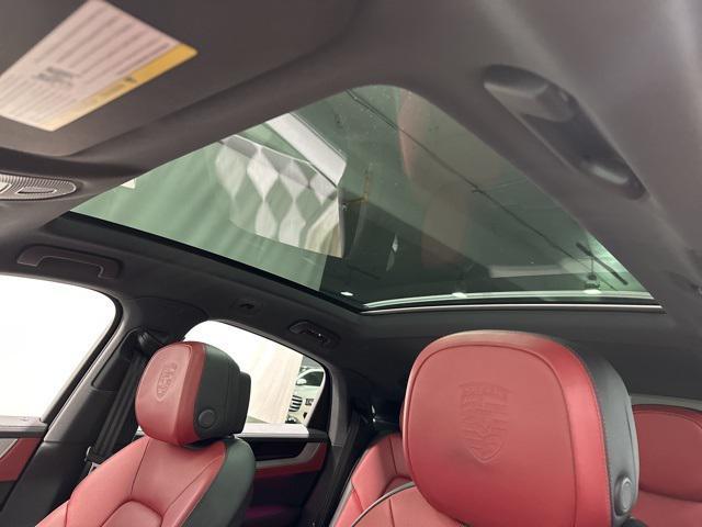 Photo of 2024 Quartzite Grey Metallic Porsche Cayenne