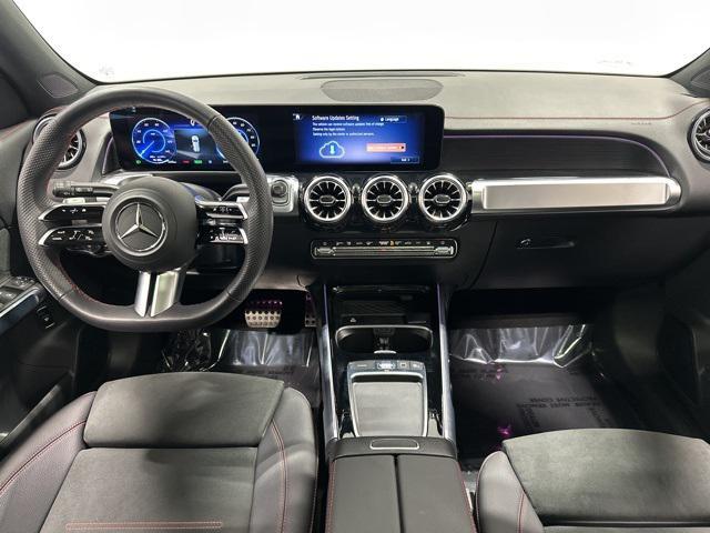 Photo of 2025 Polar White Mercedes-Benz EQB 300