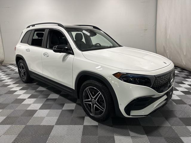 Photo of 2025 Polar White Mercedes-Benz EQB 300