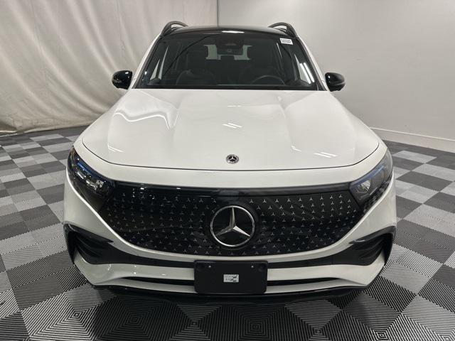 Photo of 2025 Polar White Mercedes-Benz EQB 300
