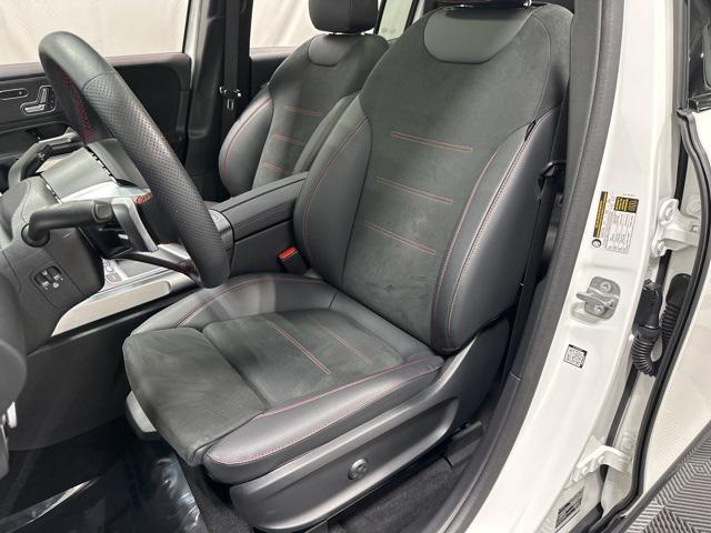 Photo of 2025 Polar White Mercedes-Benz EQB 300