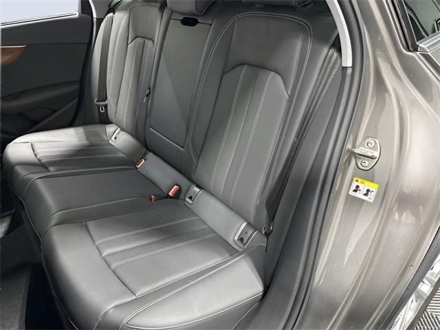 Photo of 2020 Gray Audi A4 allroad