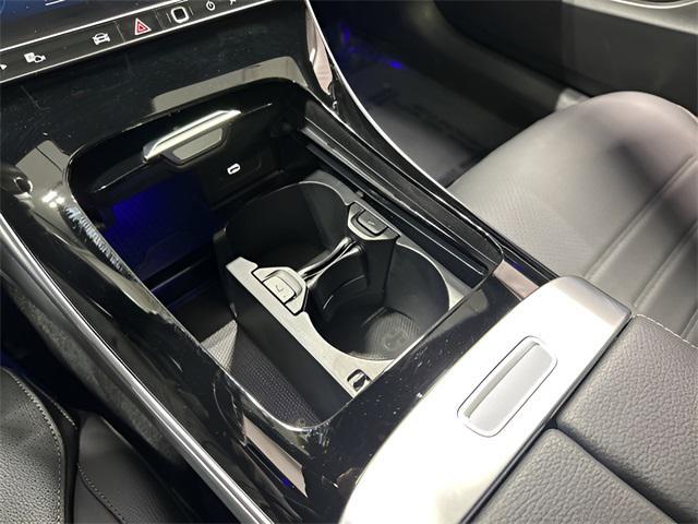 Photo of 2024 Twilight Blue Metallic Mercedes-Benz C-Class