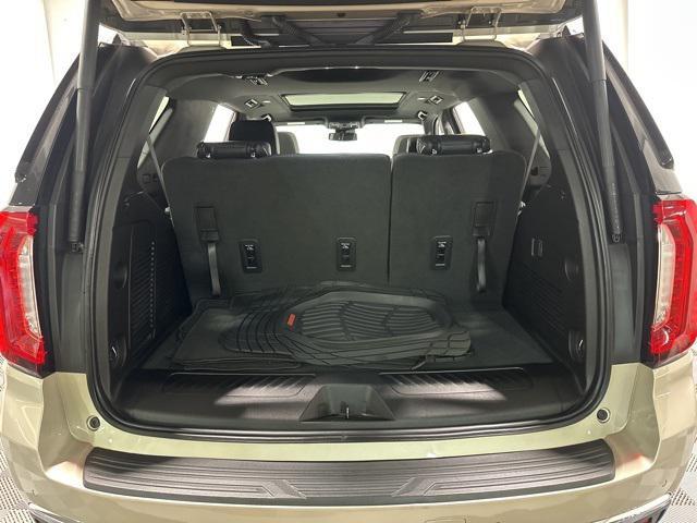 Photo of 2023 Pearl Beige Metallic GMC Yukon