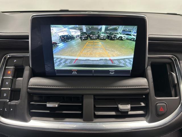 Photo of 2023 Pearl Beige Metallic GMC Yukon