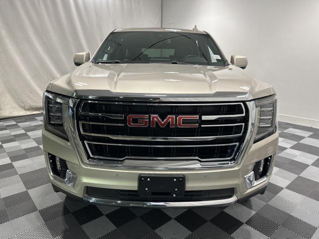 Photo of 2023 Pearl Beige Metallic GMC Yukon