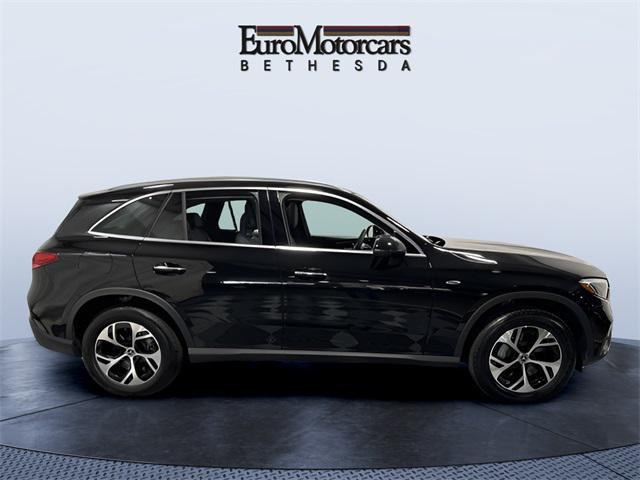 Photo of 2025 Black Mercedes-Benz GLC 350e
