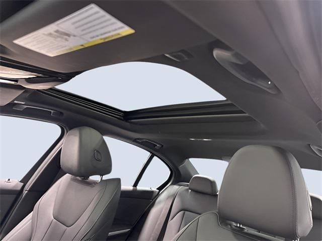 Photo of 2021 Jet Black BMW 330