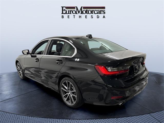 Photo of 2021 Jet Black BMW 330