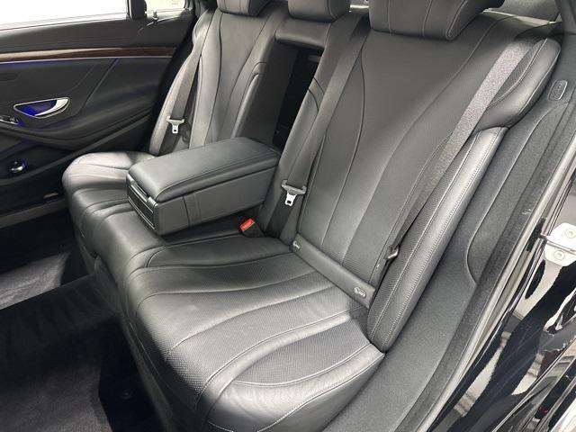 Photo of 2015 Black Mercedes-Benz S-Class