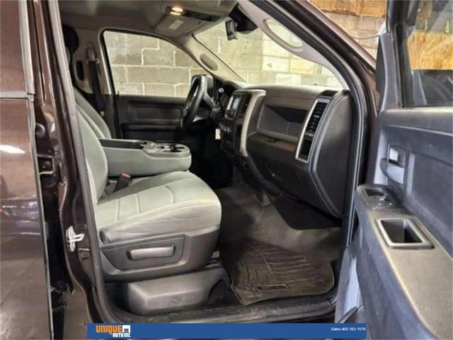 Photo of 2016 Luxury Brown Pearlcoat RAM 3500