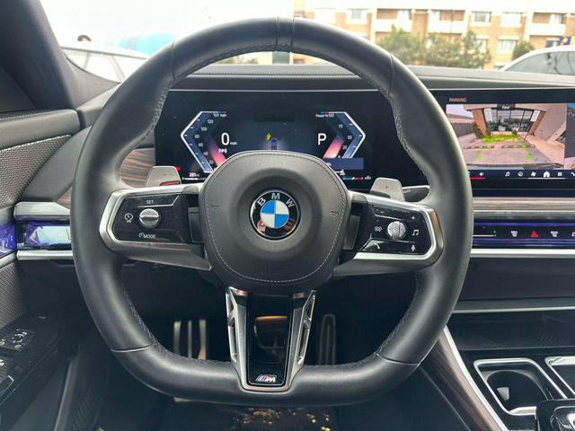 Photo of 2023 Black BMW 760