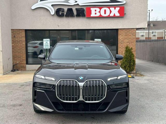 Photo of 2023 Black BMW 760
