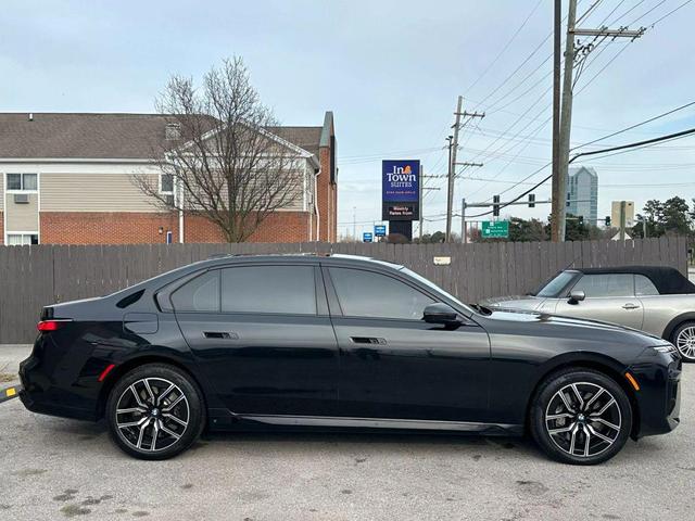 Photo of 2023 Black BMW 760