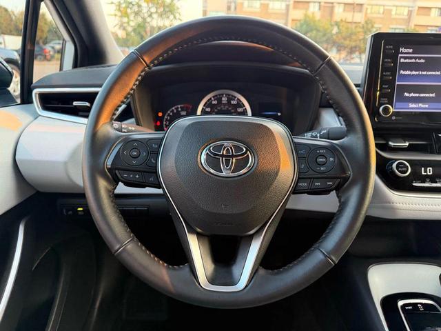 Photo of 2022 White Toyota Corolla