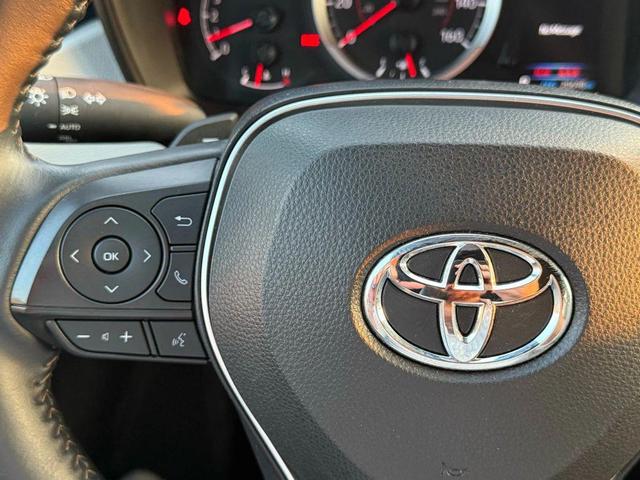 Photo of 2022 White Toyota Corolla