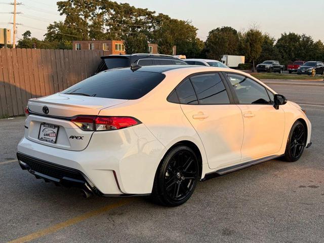 Photo of 2022 White Toyota Corolla