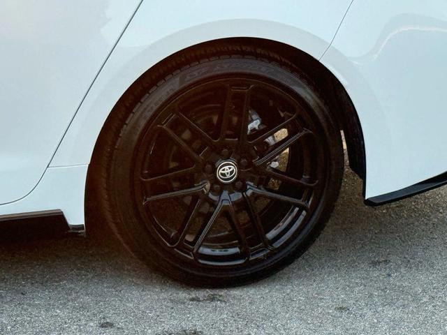 Photo of 2022 White Toyota Corolla