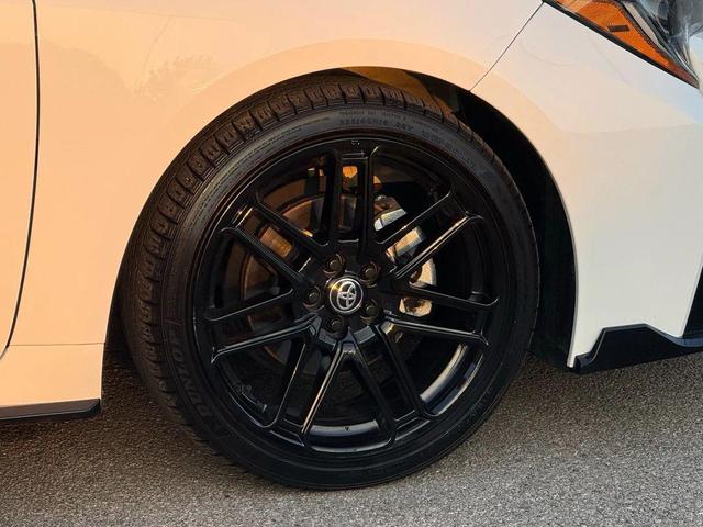 Photo of 2022 White Toyota Corolla