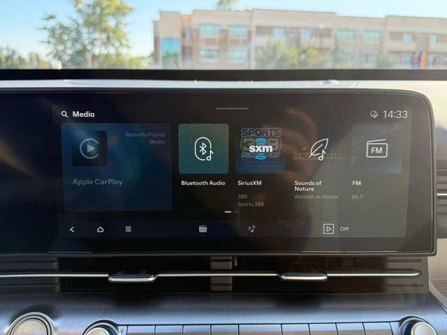 Photo of 2025 White Hyundai KONA