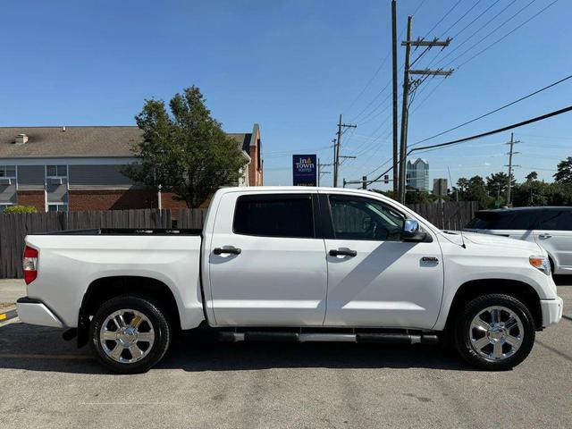 Photo of 2017 White Toyota Tundra