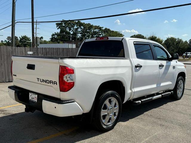 Photo of 2017 White Toyota Tundra