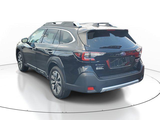 Photo of 2025 Crystal Black Silica Subaru Outback