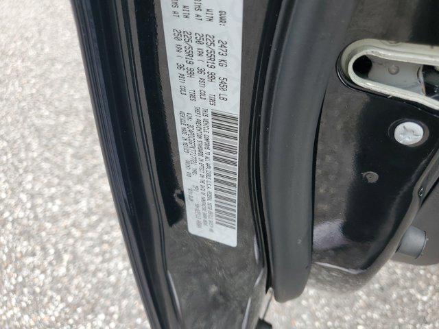 Photo of 2019 Pitch Black Clearcoat Dodge Journey