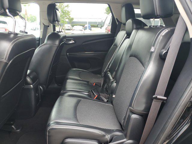 Photo of 2019 Pitch Black Clearcoat Dodge Journey