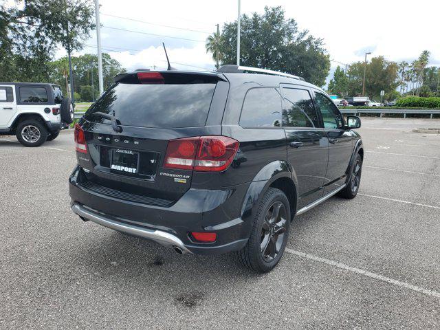 Photo of 2019 Pitch Black Clearcoat Dodge Journey