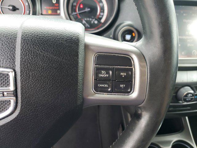 Photo of 2019 Pitch Black Clearcoat Dodge Journey