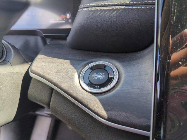 Photo of 2022 Rocky Mountain Pearlcoat Jeep Grand Cherokee L