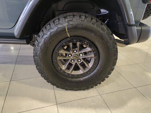 Photo of 2025 Anvil Clearcoat Jeep Wrangler