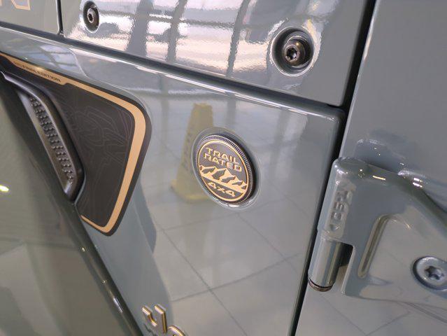 Photo of 2025 Anvil Clearcoat Jeep Wrangler