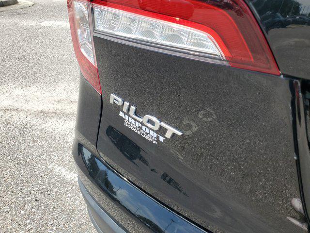 Photo of 2022 Crystal Black Pearl Honda Pilot