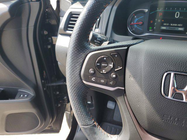 Photo of 2022 Crystal Black Pearl Honda Pilot