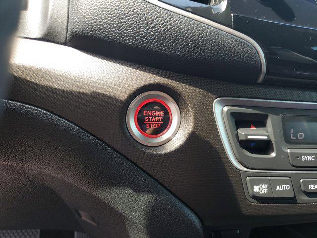 Photo of 2022 Crystal Black Pearl Honda Pilot